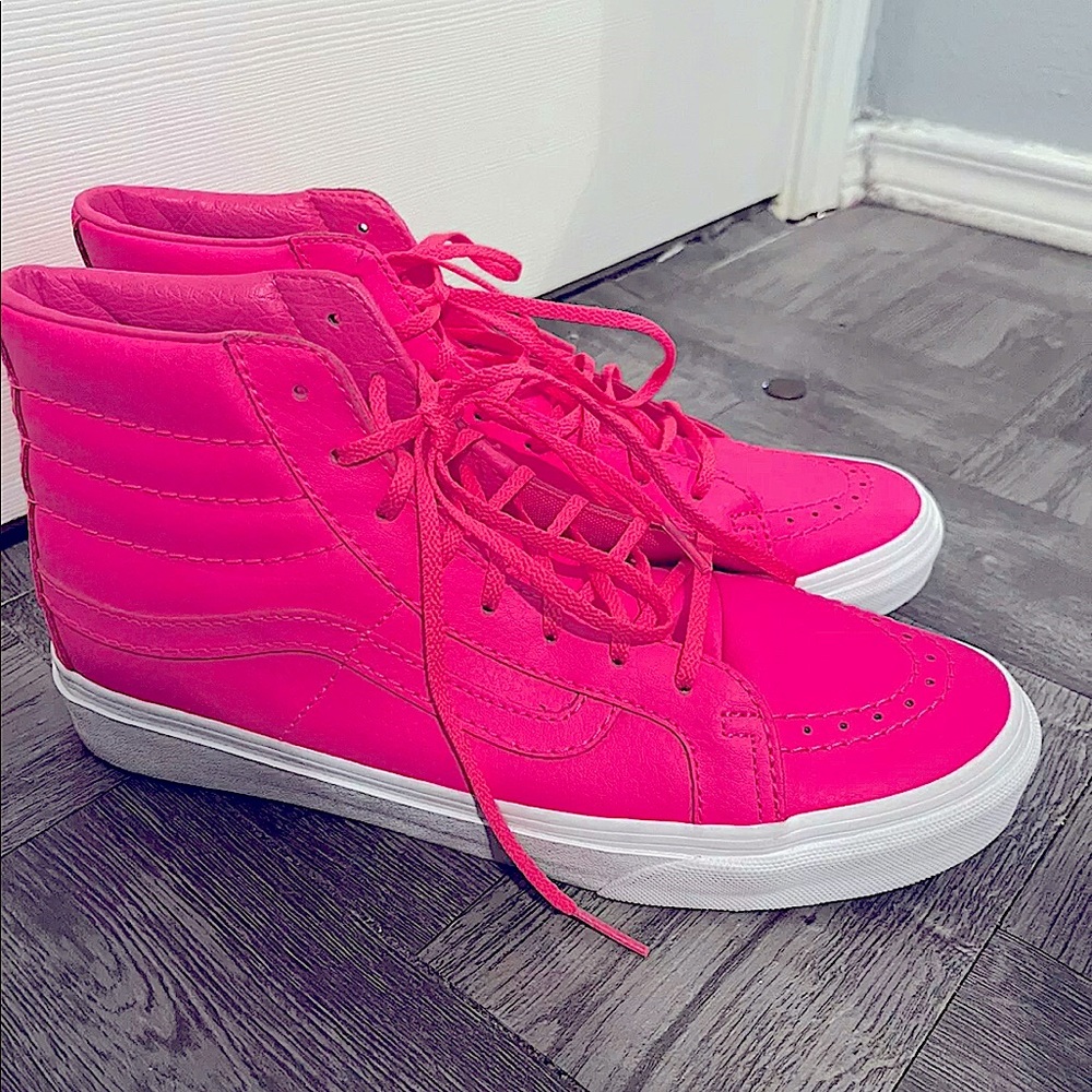 COPY - VANS Sk8-Hi Leather Neon Pink